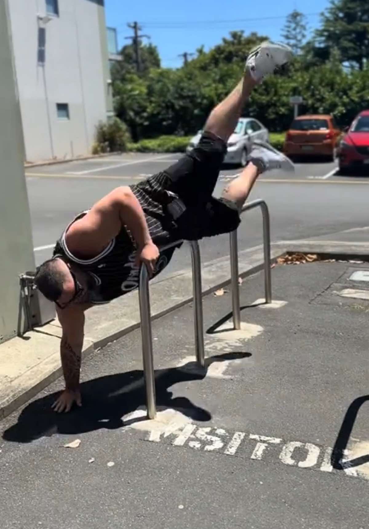 Raising the bar with @tim champion #ninja #parkour #sports #training 