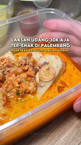 JUJUR ga lebayy ya ini laksan enak bet sih, klaim nya tuh beneran gt lho maksudnyaa, real pake ikan tenggiri x gabus & kuahnyaa udang banget 😭🫰🏻❤️ #fyp #laksan #palembang #celimpungan #genz 