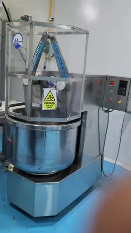 #Amazadora de brazos    60kg todo en acero inoxidable  Fabricacion lima peru maquinas industriales  cel 927-782-755 #amazadora que no calienta su masa 