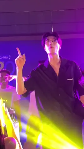 phuwintangကတာလေးသဘောကျလို့😍#dance #phuwintangsakyuen #phuwintang #fouthnattawat  #gemini 