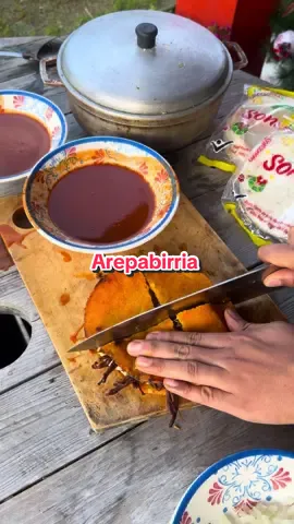 Arepabirria… #SuculentoCocina @Arepas Sonsoneña 