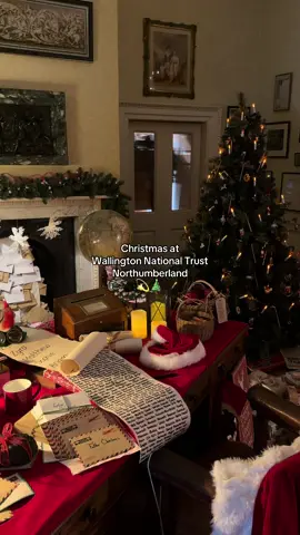 A lovely festive walk around Wallington National Trust house and gardens 🎄 It’s just a fab place to visit with little ones and there’s loads of different walking trails around the gardens! They even have an interactive Robins Lantern Quest trail to follow especially for Christmas! 💫  #wallingtonnationaltrust #christmasinnorthumberland #northumberland #familydaysout #nationaltrust @National Trust 