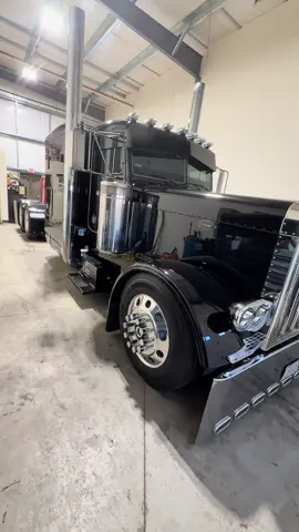 Pipe Dream Polish from @Renegade Products but infused into ready to use polish pads that can be conveniently stored on the go! #renegadeproducts #polish #peterbilt #rebelrides #showtruck 