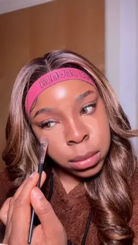 Another soft glam  Concealer and blush  @elfcosmetics  Lip oil, setting spray foundation @Makeup Revolution  Setting spray  Press powder @HNB Cosmetics  #makeup#makeuphacks #softglam #makeupreview #makeuprevolution 