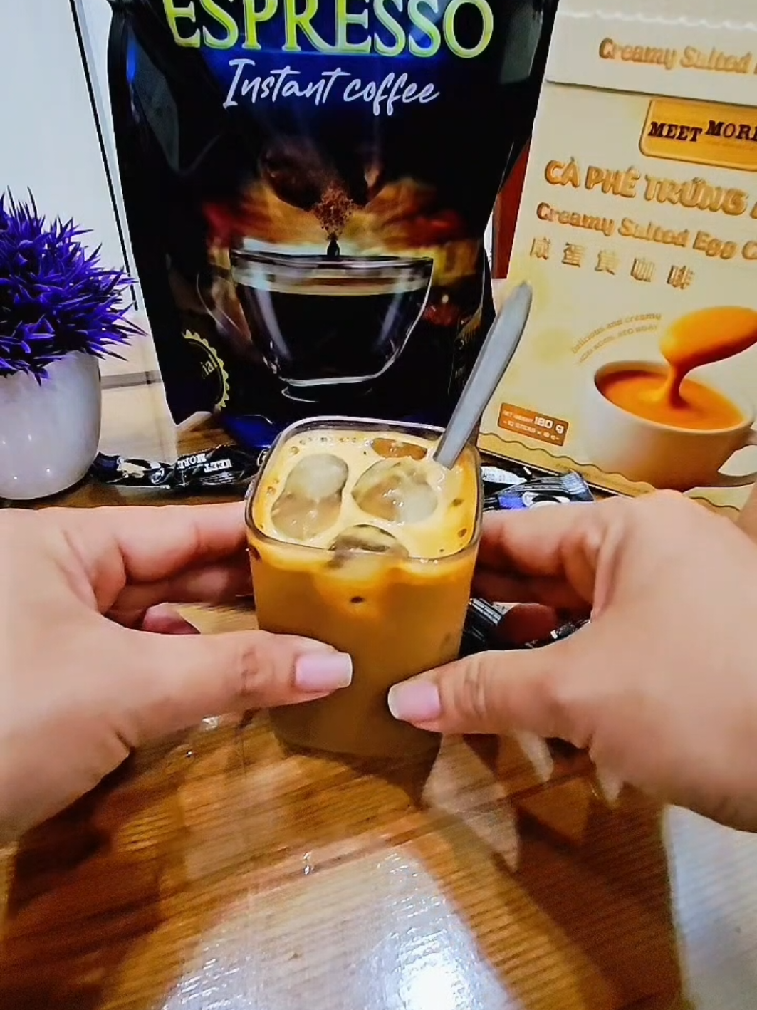 Cafe đen hòa tan meet more nông sản Việt ngon lắm #nguyenhuong123 #xuhuongtiktok #cafeđen #meetmore #xuhuongtiktok 