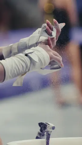We are officially back Husky Nation! See you tonight @ 6:30 PM 🟪🟨  #MontlakeMentality #ncaagymnastics  #gymnasticstiktok #collegegymnastics #gymnasticshighlights 