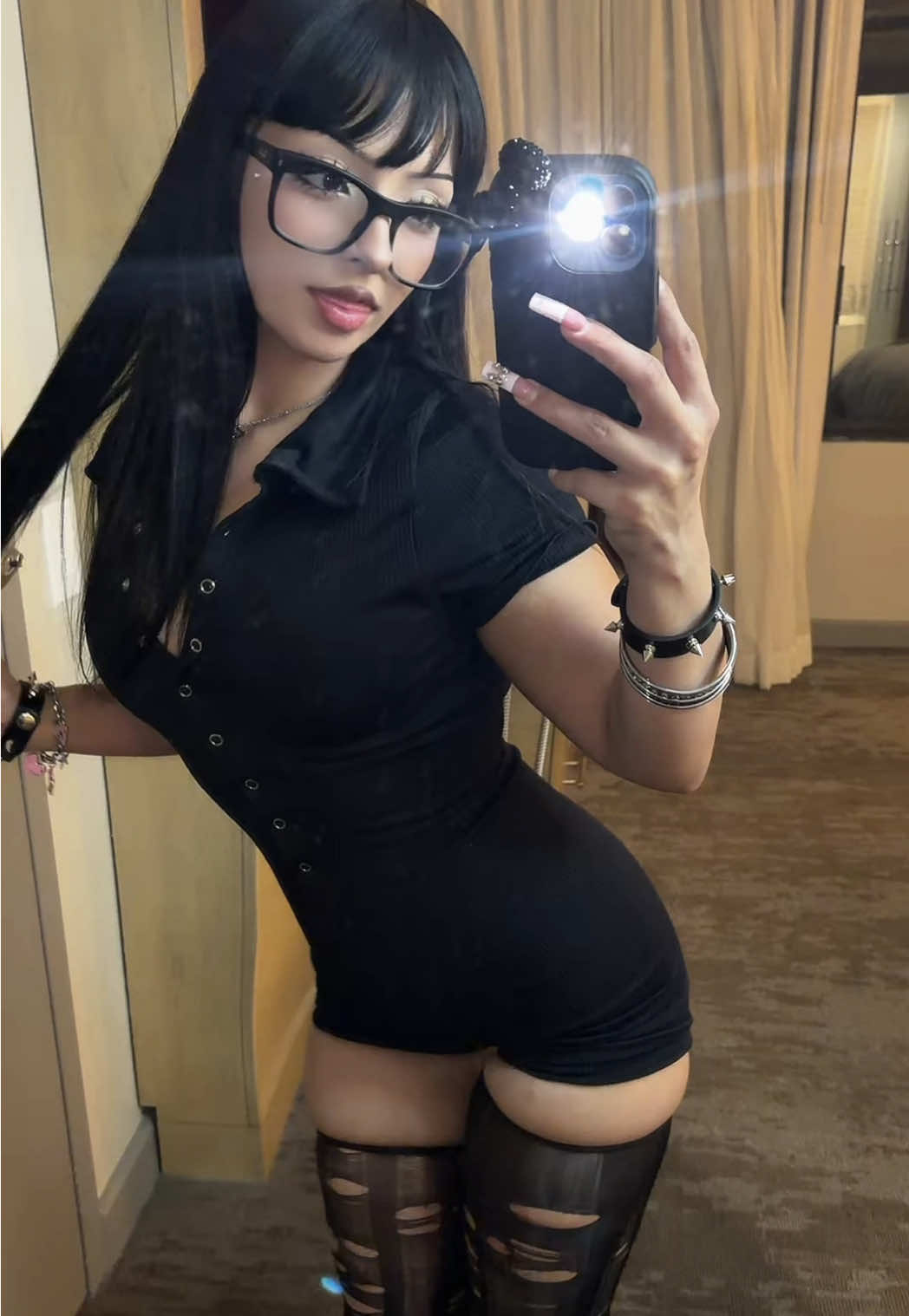 🏴‍☠️🕷️                                                         #emo #latina #swagertoncity #fypシ゚viral #notreal 