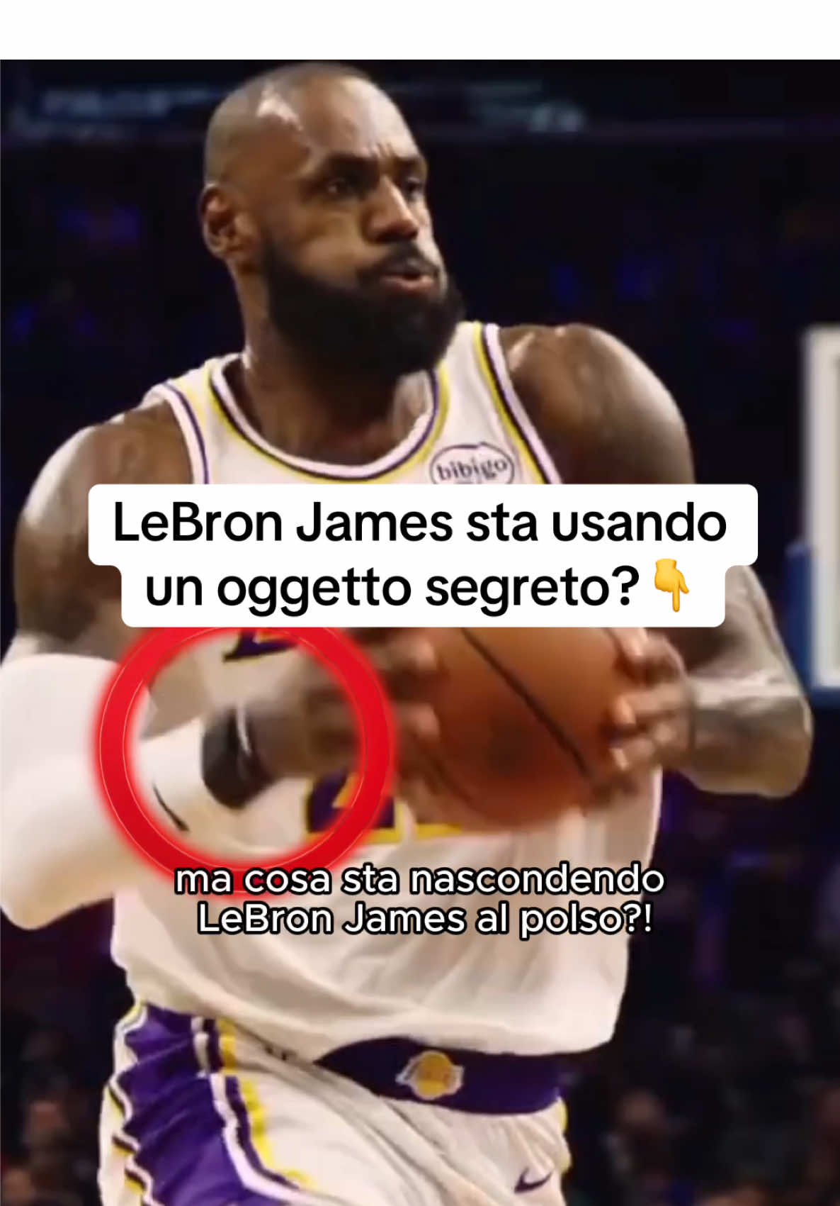 Qualcuno di voi ce l’ha?👇 #whoop #basket #pallacanestro #lebronjames #microfonodelcestista 
