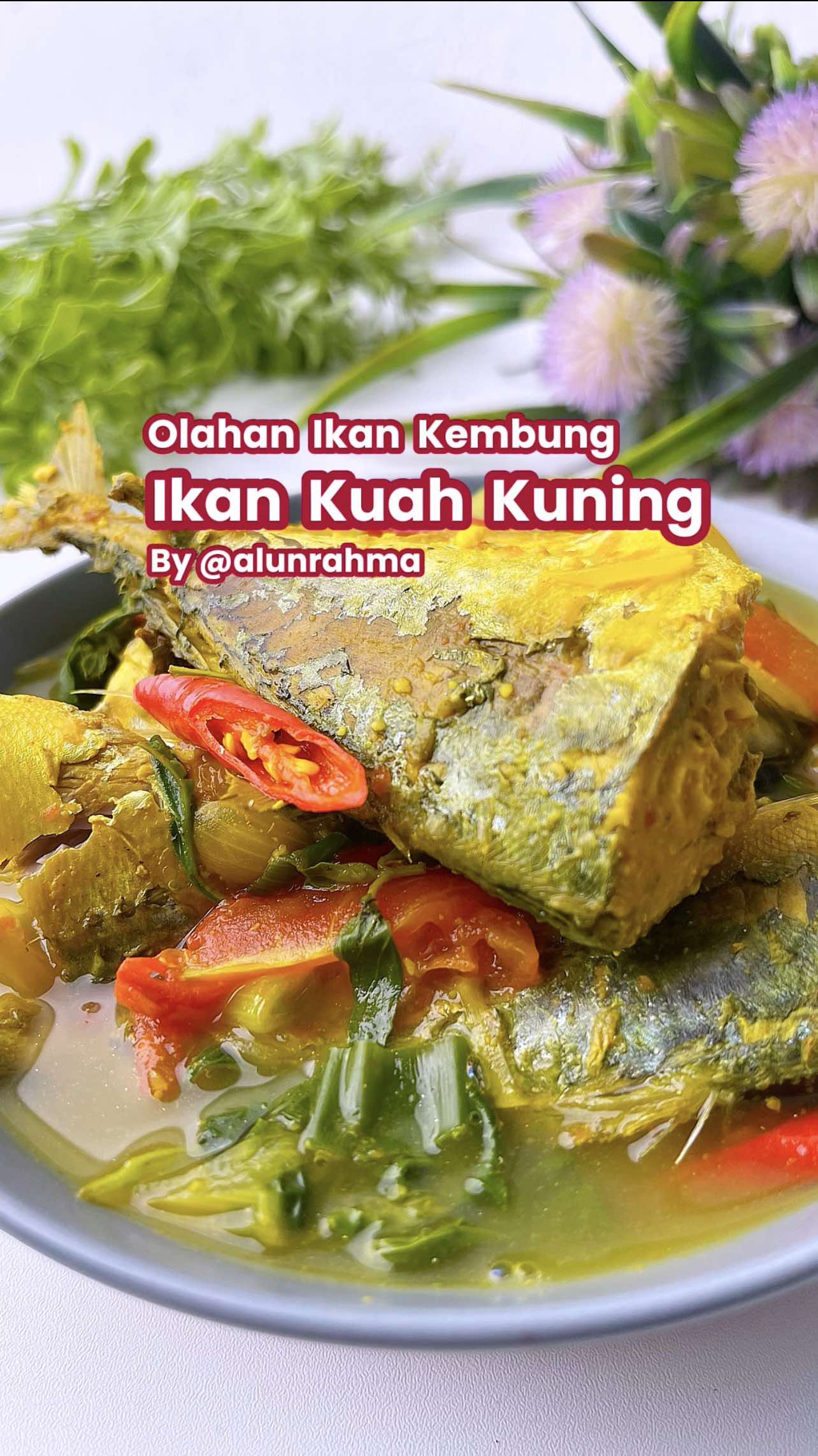 Save Aja Dulu ❤️ - Resep Ikan Kembung Kuah kuning - Ikan Kembung Kuah Kuning - Bahan :  500 gr ikan kembung 500 ml air 5 bawang merah 1 sdt Desaku Kunyit Bubuk 2 sdt Desaku Bawang Putih 1/2 sdt Ladaku 1 sdt Garam 1 batang serai 1 kelereng asam jawa 1 buah tomat 1 btg daun bawang 2 cabe merah keriting 1 genggam kemangi Yuk cobain bikin juga #ikankuahkuning_satset #resepsatset_rudy #kuahkuningviral  #bumbuajaib #ikankuahkuning  