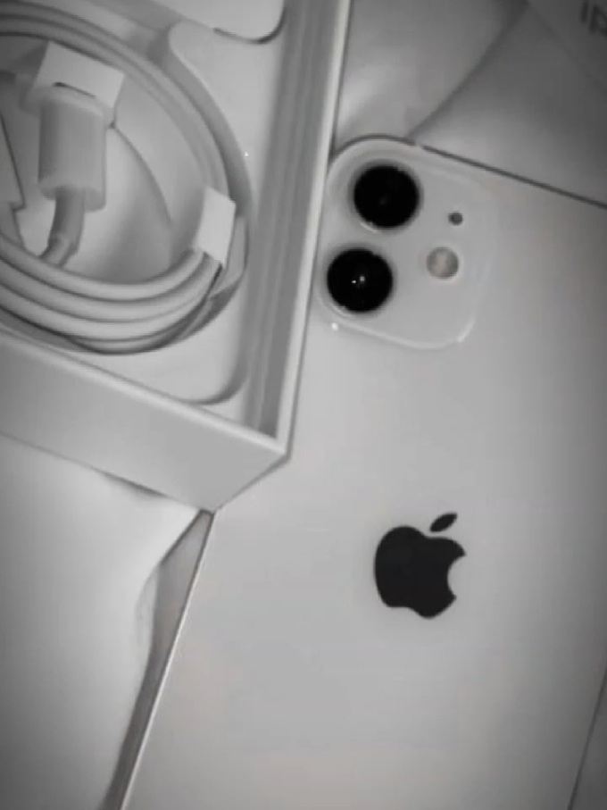 mãi yêu iPhone 11 #iphone #ip11 #xuhuong #viral 