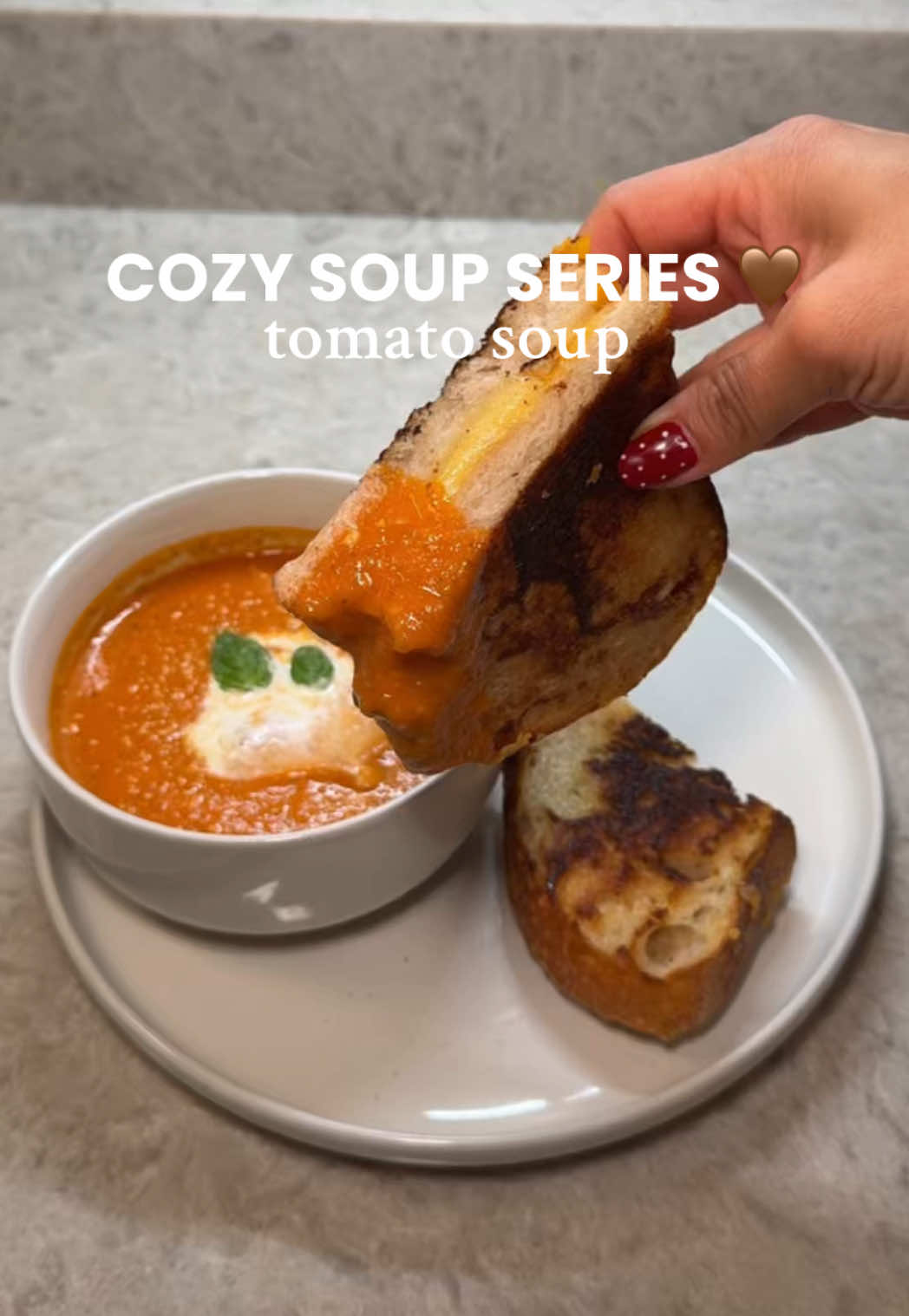 Let’s make tomato soup for this week’s lunch! 🍅🥫 @Ninja Kitchen  #tomatosoup #tomatosouprecipe #soup #soupseason #cookwithme 