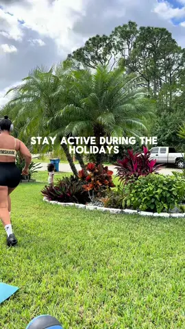 Yall I got a personal trainer for the holidays 😂