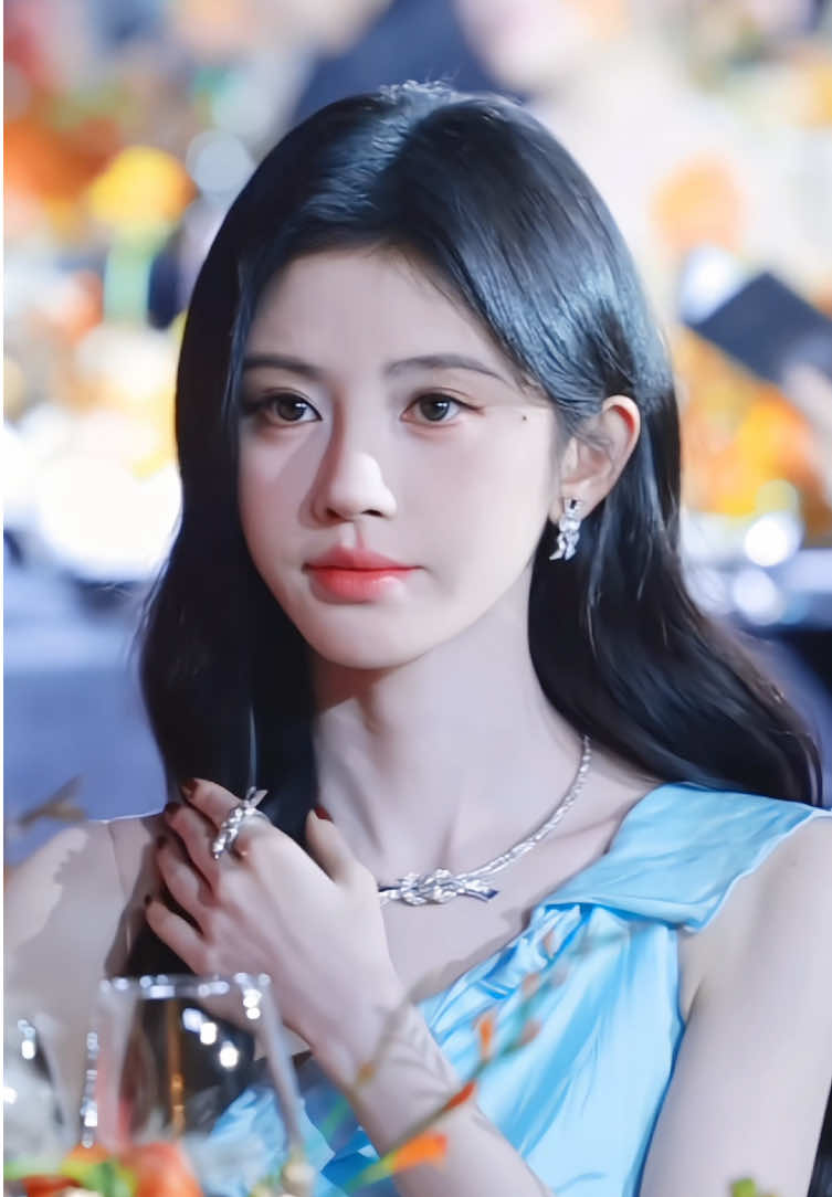 Ju Jingyi’s sogorgeous, Stunning, Radiant,Exquisite,Ethereal, Breathtaking,Divine,Enchanting,Flawless,Elegant ✨😫 [25.12.22] Ju Jingyi for Harper’s BAZAAR Jewelry Award 💎✨  #鞠婧祎 #jujingyi #จวีจิ้งอี #cúctịnhy #fpyyyyyyyyyyyyyyyyyyyyyy 