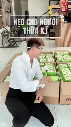 Anh chị em nào thừa cân thử dùng viên kẹo dẻo cam bên nhà em nhé. 