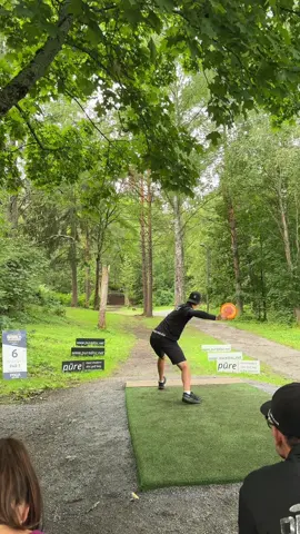 😜 #innovadiscs #kiekkokingi #RS #fyp #discgolf 