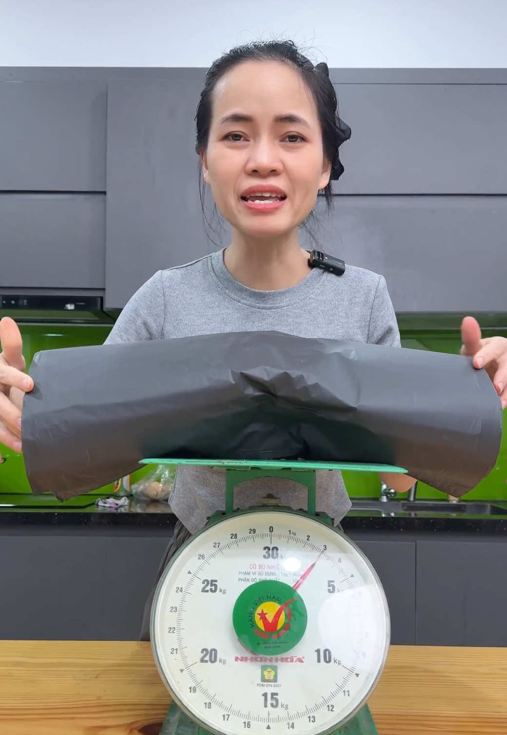 1kg túi rác có quai - đen 5kg, 10kg, 15kg, 20kg #tuirac #tuiraccoquaixach #nhacuadoisong #binhbanhbeo 