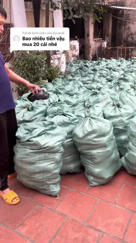 Trả lời @Dyuet@ gáo cao su quai đúc liền vừa làm máng ăn, vừa làm máng uống nước tiện lợi#shopthinhgachoimelinh #xuhuong #xuhuongtiktok #gaocaosuchogachoi #gaocaosuquaiduc 