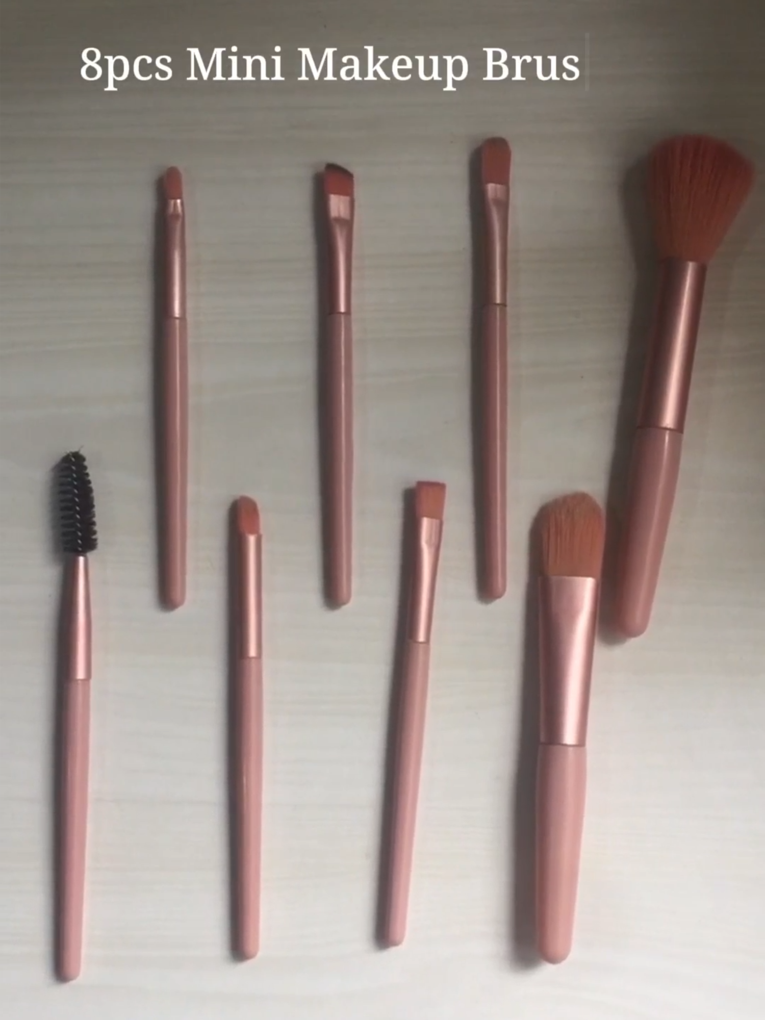 Perfect for travel & beginners ✨ 8pcs mini makeup brush set — compact, easy to use, and super handy 💄💼 #makeupbrush #mini #brushset #makeup #begginer #begginerfriendly#brushes #travelfriendly#beauty #fyp