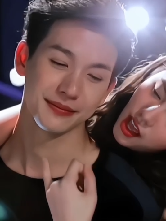 Trap hết mình khóc hết hồn.Thương em mà lỡ làm vậy sao. #yeuphimthai🧸 #ตอนสิบทิศ#changhoangtutrongmo #esthersupree #pushputtichai 