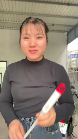 Cọ bồn cầu 2mặt tiện lợi. #ilovetiktok #Huyenreview #coboncaudanang 