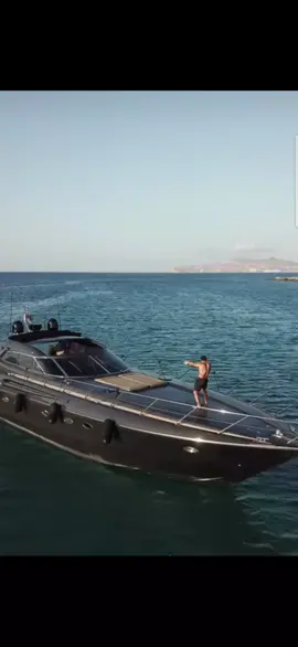 #yourbestshot #yacht #danse #❤️ 