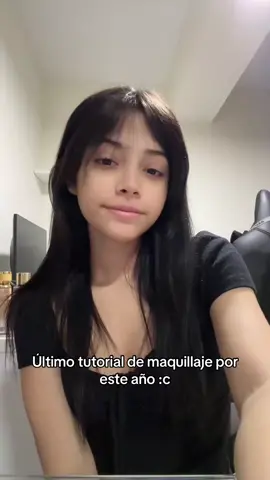 Creo que me lo han pedido, me maquillo d emuchas formas, quieren que les enseñe las demás forma que me maquillo?