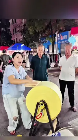 How She Fooled the Crowd?! #kindness #viral #shorts #videos 