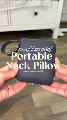 Super portable to carry around and is a NECESSITY for travel! get yours before you fly off soon ✈️🛫  #neckpillow #portableneckpillow #travelnecessities #travel #sgfyp 