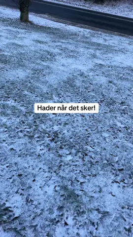 Jeg er så uheldig! 🤪🤦‍♂️ #dansktiktok #danskhumor #humor #komedie #dansk #bareforsjov #sjov #sjovogballade #akavet #wintervibes #justforfun #comedу #danmark #viral #viralfyp #fyp #foryoupage #fyppp #fypagee #foryou #danieliversen #iversen #iversenofficial 
