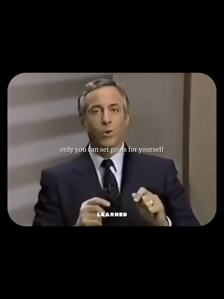 🎯 Brian Tracy: Goals must be personal Your goals must be YOUR goals 💡 No one else can set them for you ❌ And you can’t live someone else’s dream 👤 If a goal isn’t truly yours, you won’t persist 🚫 Set goals you want, not goals you think you should want 🔥 When the goal is personal → motivation is natural 💪 When it’s not → discipline collapses #BrianTracy #PersonalGoals #GoalSetting #SelfMotivation #SuccessMindset