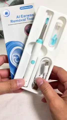 What should I do if there is a lot of dirt in my ears?#earpick #earwax #clean #fyp #ear 