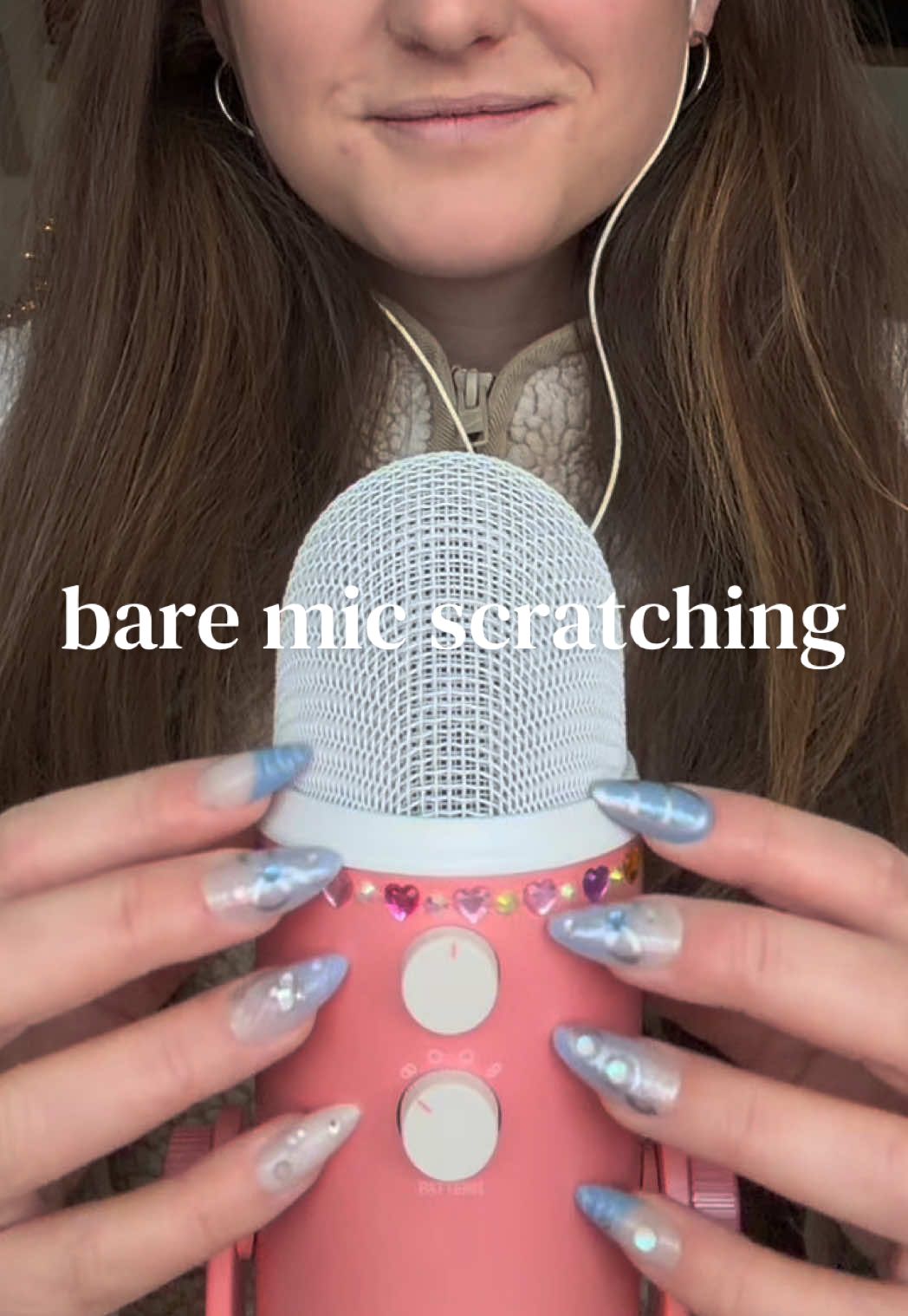 Bare mic scratching using the whole mic 🎙️💓 #asmr #asmrsounds #asmrscratching #asmrcommunity #asmrrelax 