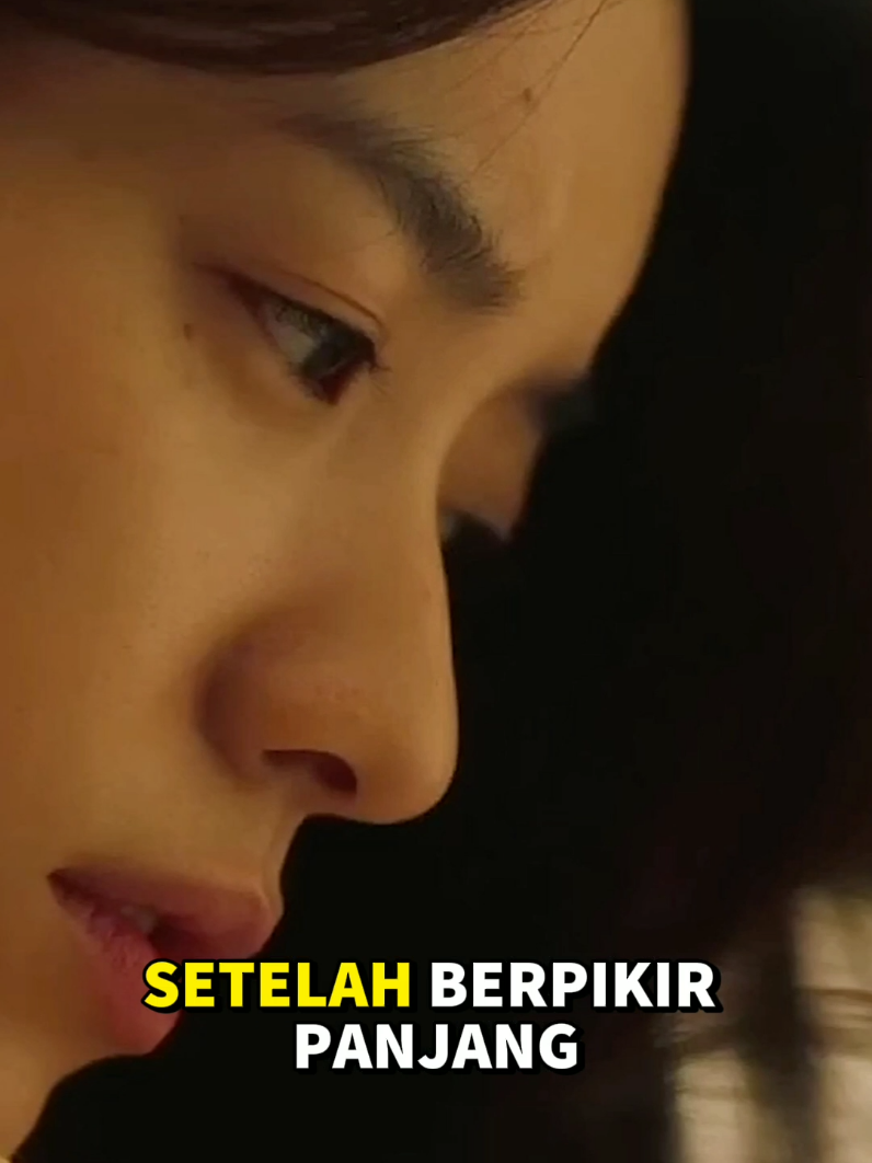 Seorang pria dengan penyakit aneh selalu berubah wujud setiap kali bangun tidur. Cintanya diuji ketika penampilan tak pernah sama, namun kejujuran membuktikan bahwa cinta sejati tak bergantung pada rupa. #movie #alurcerita 