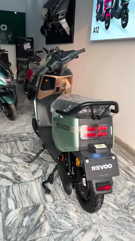 MODEL: Revoo A11 Contact: 03047589863 Address: Revoo Virk Traders Shop#6, near gohar textile ,zia town, 208 chak road ,kashmir pull faisalabad. #electricscooter #ev 