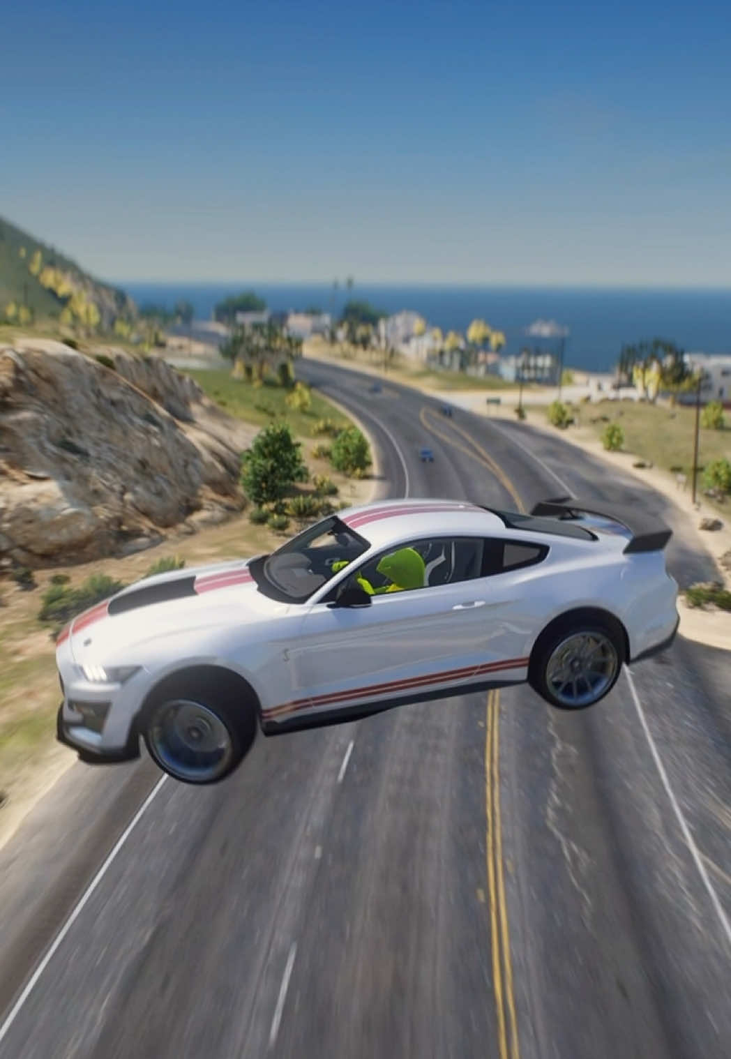 W shortcut😭 #GTAOnline #gtastunts #drift #fivem #viral   