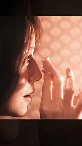 The fake nose on the woman's hand suddenly grew countless tentacles.#fyp #movie #films #foryou 