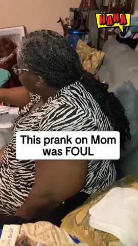 People getting scared  😂😂😂 #funny #prank #funnymoments #scareprank #entertainment #fun #trending #viral 