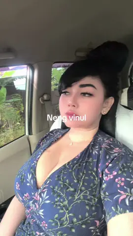 Janda nyang ini ajah gin kagak sudah-sudah dipakenya. 🤭😅😂🫣 Kagak usah lagu-laguan mao nambah lg dah. Emang kuat?? 🫣🫣