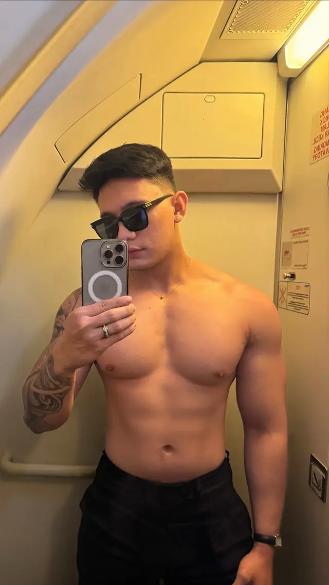 sorry kalo di toilet lama soalnya foto dulu 🫣😂