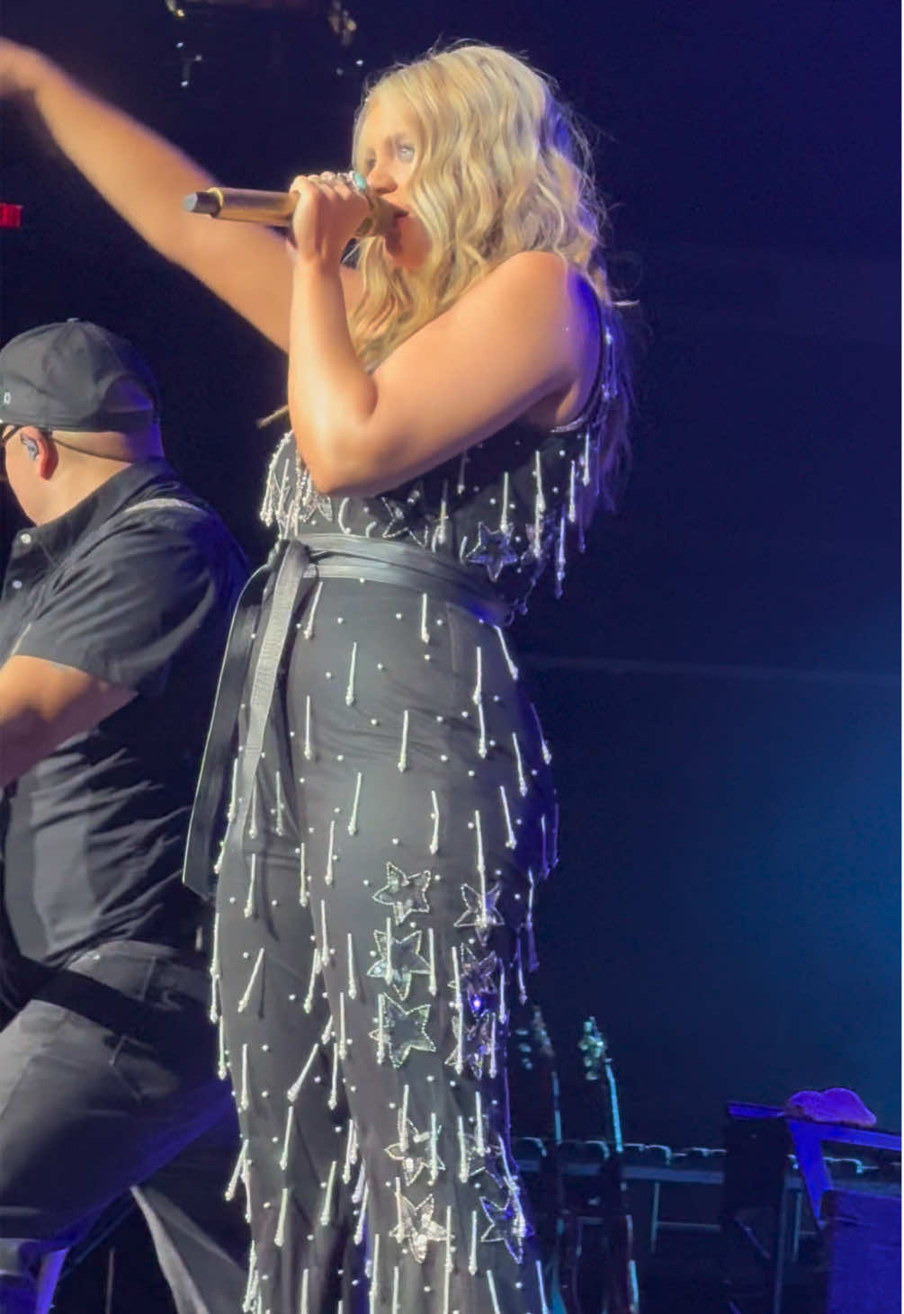 Lauren Alaina on 1-15-25! #fyp #countrymusic #countryconcert 