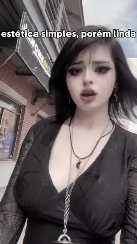 simplesmente lindíssimo 🖤 #goth #gothgirl #gotica #dark #visualdark 