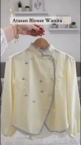 Rekomendasi Atasan Blouse Wanita kekinian dengan desain terbaru secantik ini para ciwi ciwi wajib punya sihh ✨🥰🎀🤩 #atasanblouse #atasanblousewanita #blousewanitakorea #atasankorea #atasanhijabfriendly 