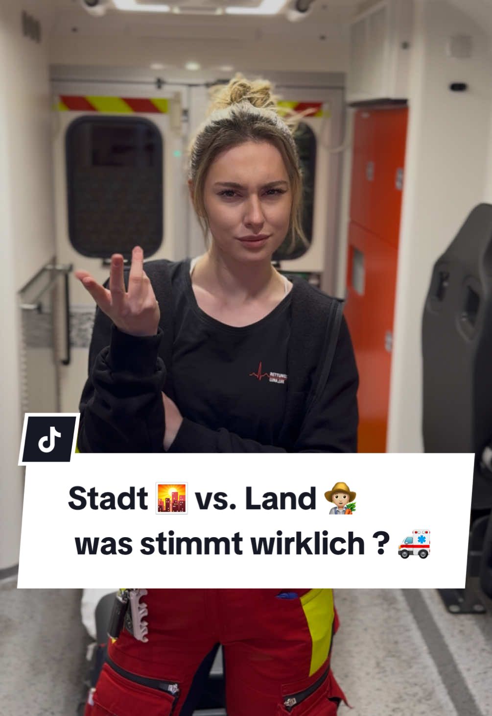 Stadt vs. Land: Die Wahrheit über Rettungsdiensteinsätze  #Rettungswagen #Notfallsanitäter #Rettungsdienst #landrettung #stadtrettung 