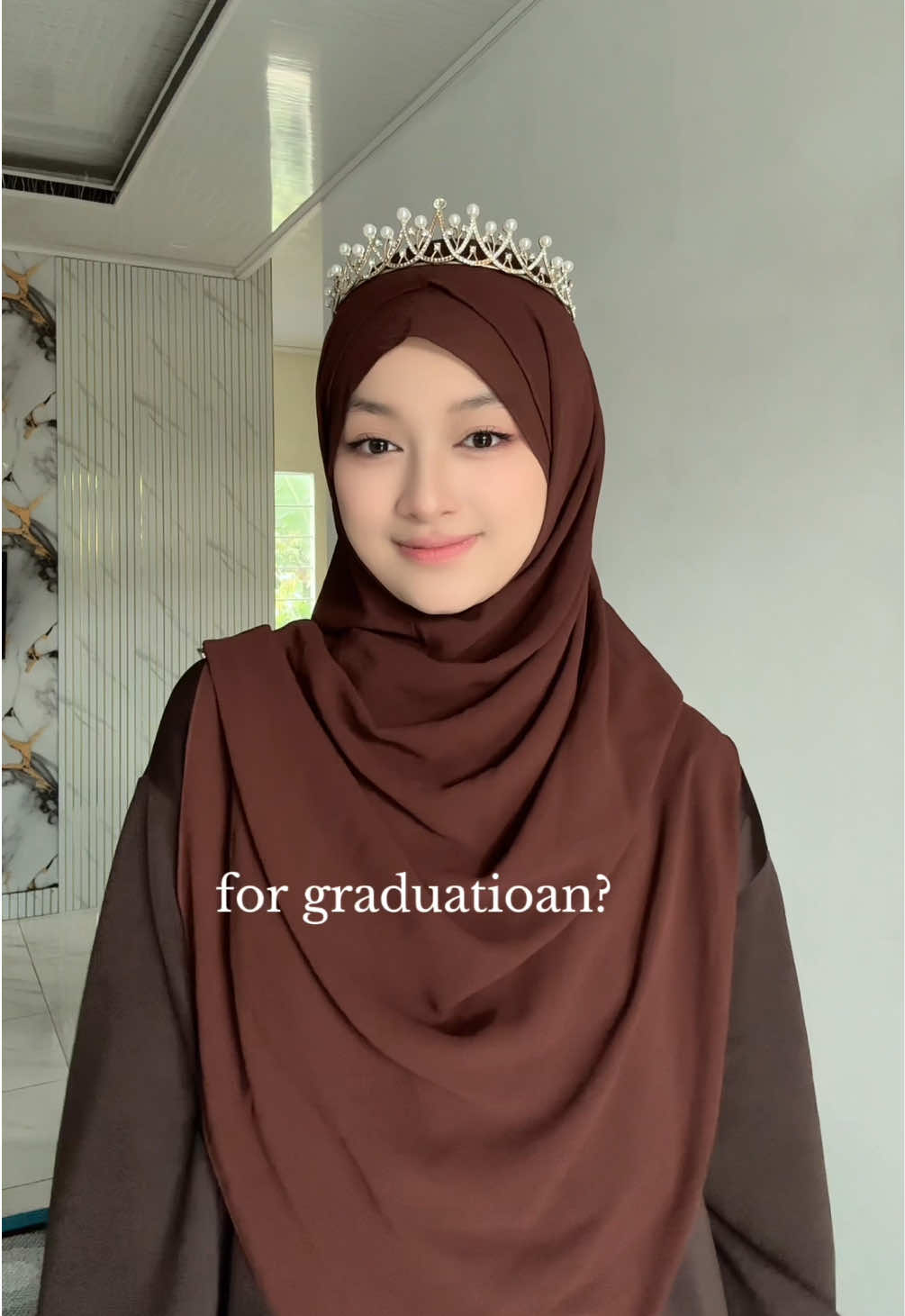 rekomend bgt nih buat lebaran nanti atau buat graduation, lamaran atau acara formal/non formal lainnya😍😍 #hijablebaran #hijabgraduation #hijablamaran 
