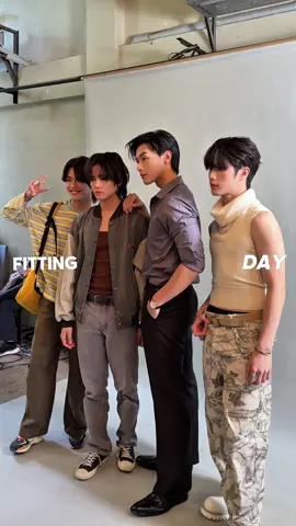 บรรยากาศหล่อมากกกก 🥰🐰 น้องพิงค์บันนี่ พาพี่ๆ ไปดู Fitting Day บอกเลยว่าเหล่านักแสดงนำของเรา แจกความหล่อ ความเท่ แบบไม่มีกั๊ก 🫠💗 อดใจรอกันอีกหน่อย แล้วเตรียมพบกันเร็วๆ นี้ #แอดมินน้องพิงค์บันนี่ 🫶🏻🐰💕 ติดตามพวกเราได้ที่ PAYBACK The Series official  📍Facebook : Payback The Series 📍Instagram : @paybacktheseries 📍X : @PaybackSeries 📍TikTok : @paybacktheseries @ทอทอ. @Minlee @shoguunn @fuaiz_thanawat @ขุนโน้ต จ. @BOSS.CKM  🐰 ติดตามเวอร์ชั่นการ์ตูนได้ที่ Bomtoon  และ LEZHIN TH  #PAYBACKTheSeries #Payback #samk #fujoking #Bomtoon #ToptapMinlee #TOPTAPJarukit #MINLEEthanakorn  #SHOGUNparamee #FuaizThanawat #Bosschaikamon