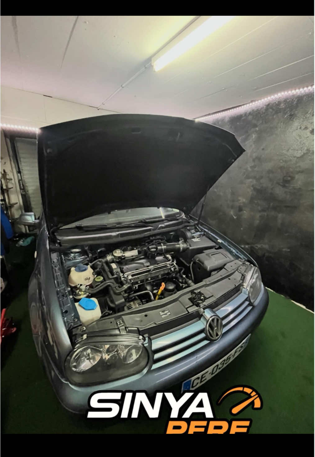 📍Aujourd’hui  🚗Volkswagen Golf 4 ⚙️ 1,9 TDI 130 Asz 🛠️Kit Distribution   🛠️Kit Accessoires     🛢️Révision Filtre à Huile et filtre à Air 🌬️      🛠️Remplacement Capteur G28 Vous souhaitez améliorez les performances de votre véhicule ou même faire l’entretien et la mécanique de votre véhicule Contactez nous ! #tdi #volkswagen #pourtoii #fyp #mecanique 