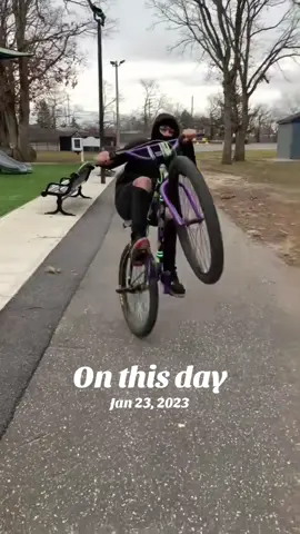 This video is gold @ctb_chrissss  #bike #fail #wheelie #sebike #cashincombo 