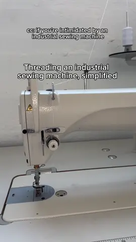 industrial sewing machines don’t have to be intimidating… follow this easy tutorial to learn to thread an industrial machine! 🪡 🌟 #SewingTutorial #Sewtok #SewingMachines #TorontoCreators #IndustrialSewingMachine 