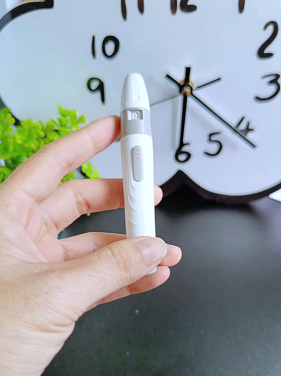 Bút chích lấy mẫu thử đường huyết tiểu đường. #tiktokshop #xuhuong #butlaymau #butchichmau #butlapkimchich 