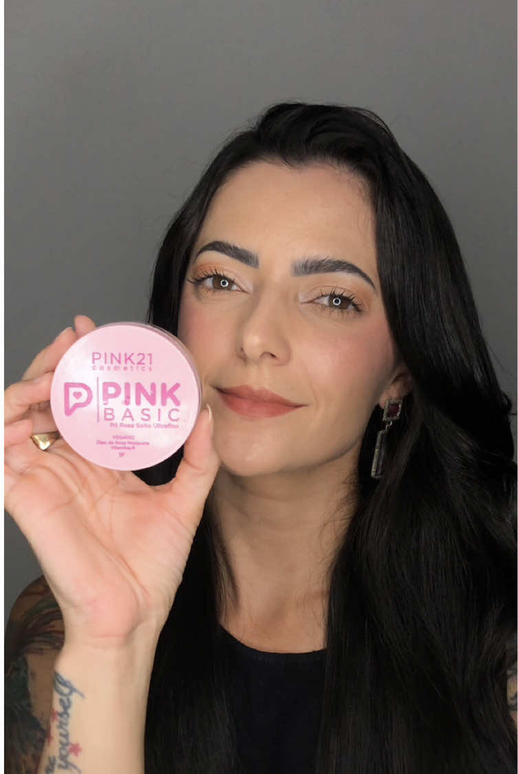 pó solto @pink21broficial 💓 eu amei já salva o vídeo pra garantir seu pó ✨ #maquiagem #posolto #pink21 #resenhademaquiagem #maquiadora @Teruya Perfumaria @Perfumaria Hiromi 